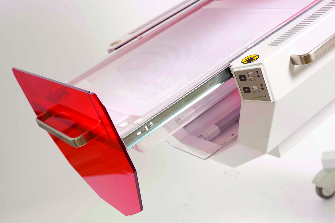 Pediatric 360 degree Phototherapy Device for NICU