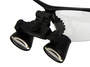 Comfort micro Galilean loupes – Magnification:     2.5x – 3.0x